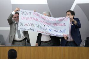 Inauguração do Auditório José Alencar Gomes da Silva e lançamento, em Minas Gerais, da Frente Parlamentar Mista em Defesa da Soberania Nacional