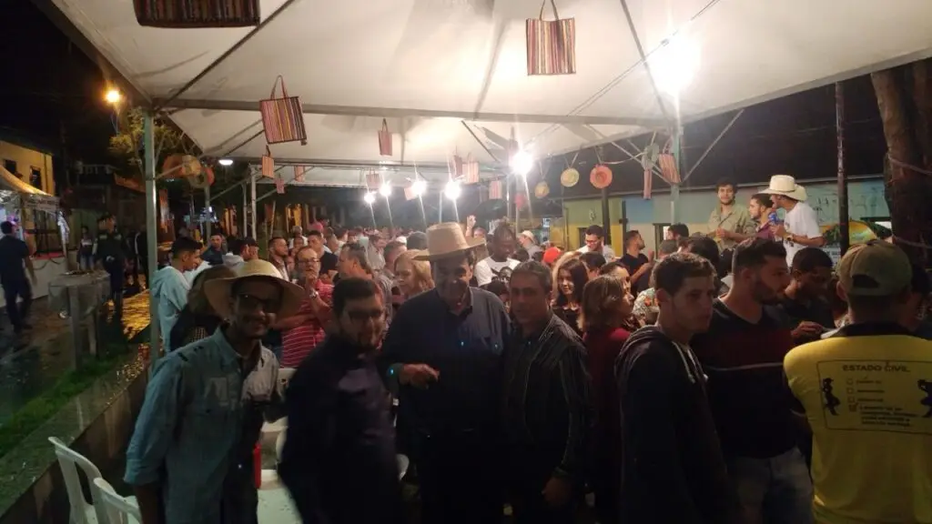 festa da palha antonio dias2