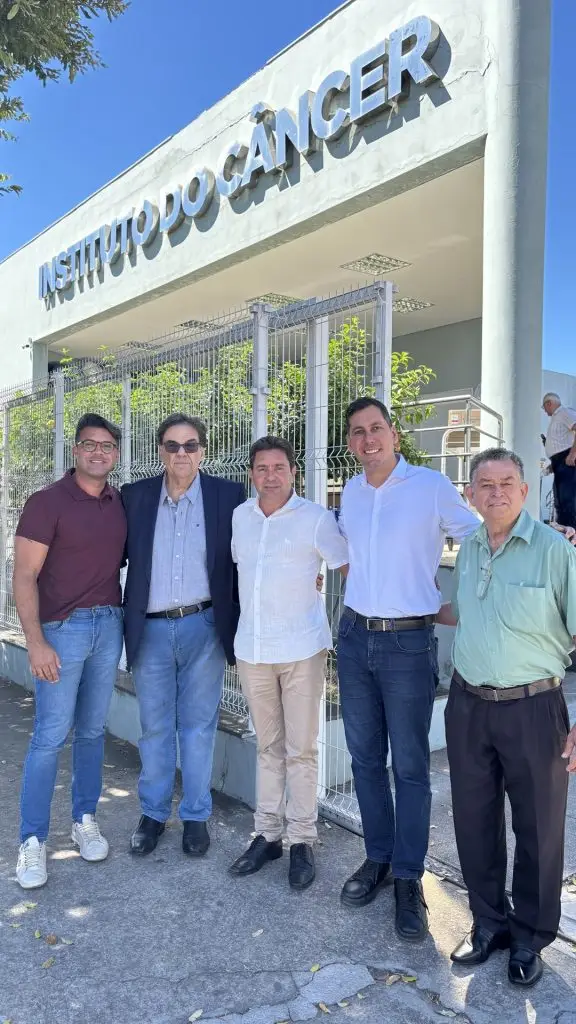 Vereador AlbanySávio Souza CruzVereador MaurinhoDeputado Lucas Lasmar Vereador Rafael