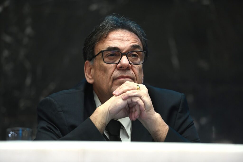 savio souza cruz